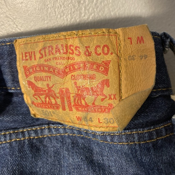 Levis 501 Button Fly Men's 44x30 Blue Denim Jeans - Picture 2 of 7